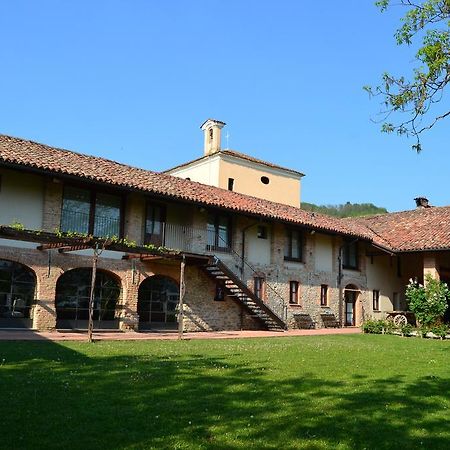 Agriturismo La Pieve Dogliani Bagian luar foto